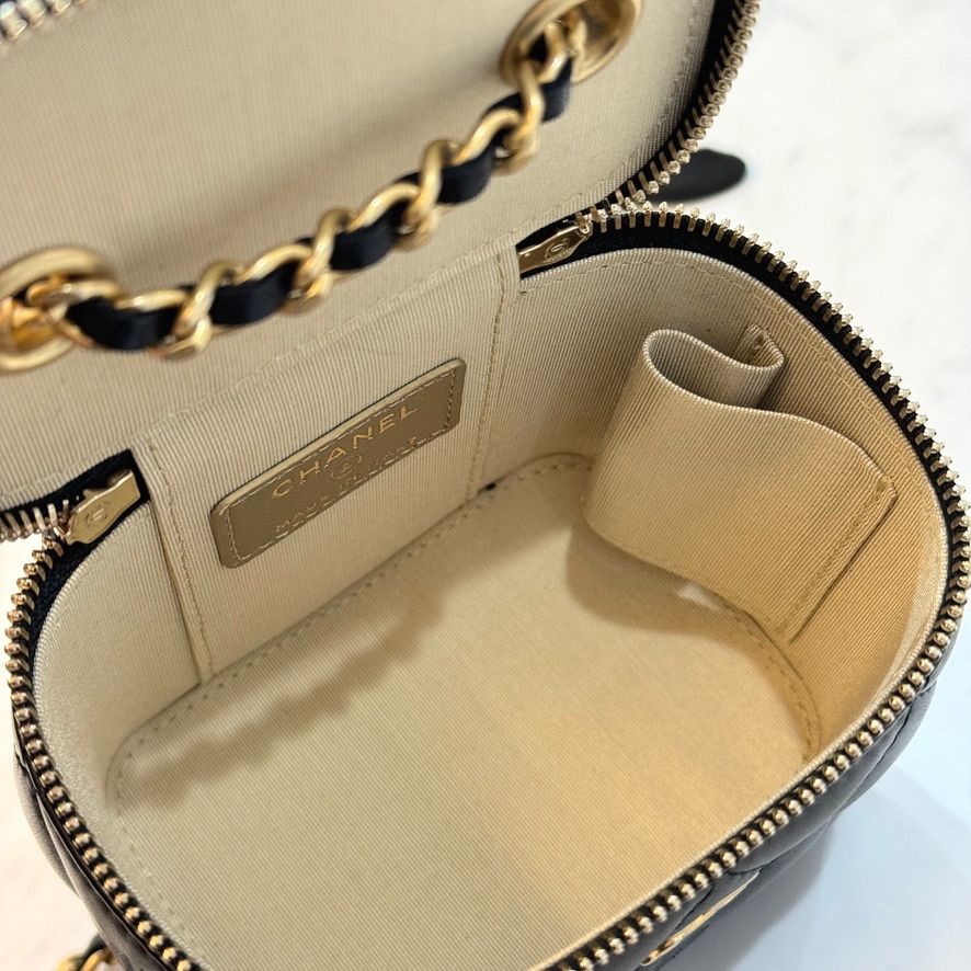 Chanel small classic box with chain 2020 sale