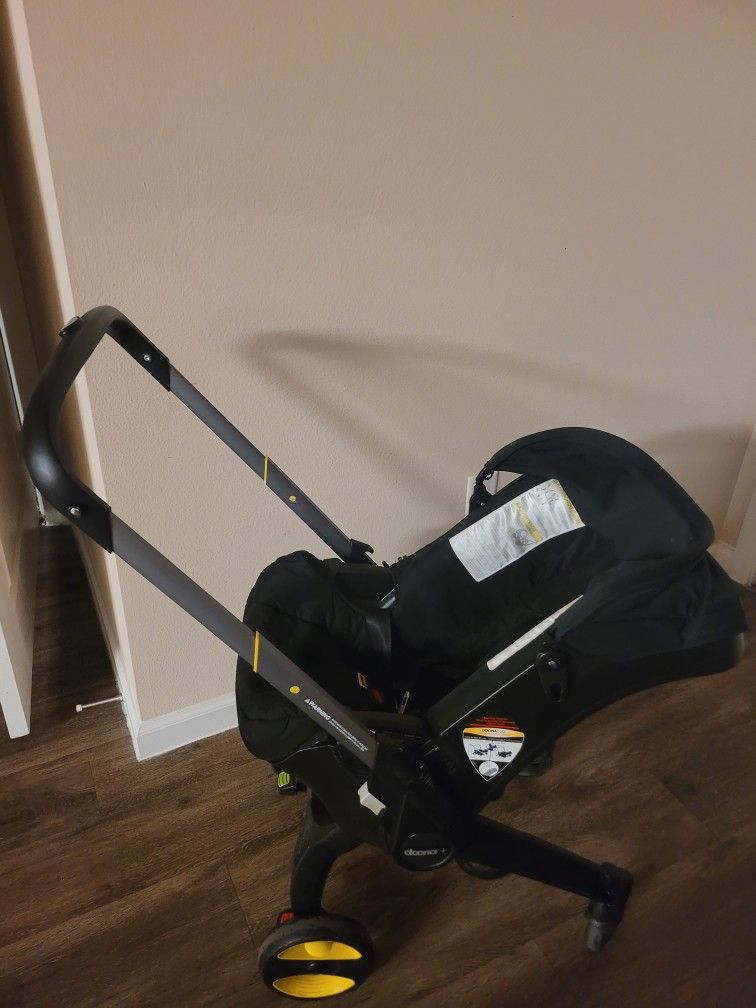 Doona Car Seat STROLLER