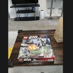 LEGO Star Wars AT-ST #7657 Sealed