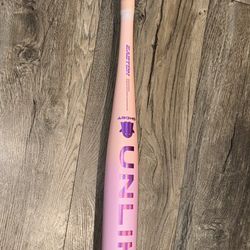 2026 Easton Ghost Unlimited 33”  -11 Fastpitch