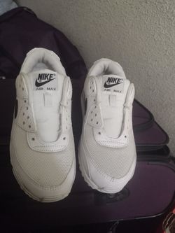 Nike Air Max White And Black 