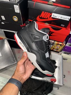 Jordan 4 bred reimagined Sz 10