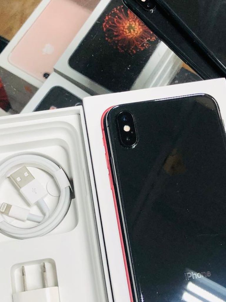 iPhone X unlocked
