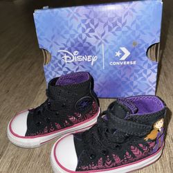 Converse- Frozen Theme 