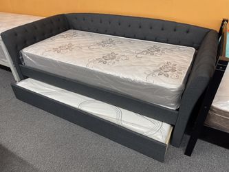 Daybed Complete With Mattresses