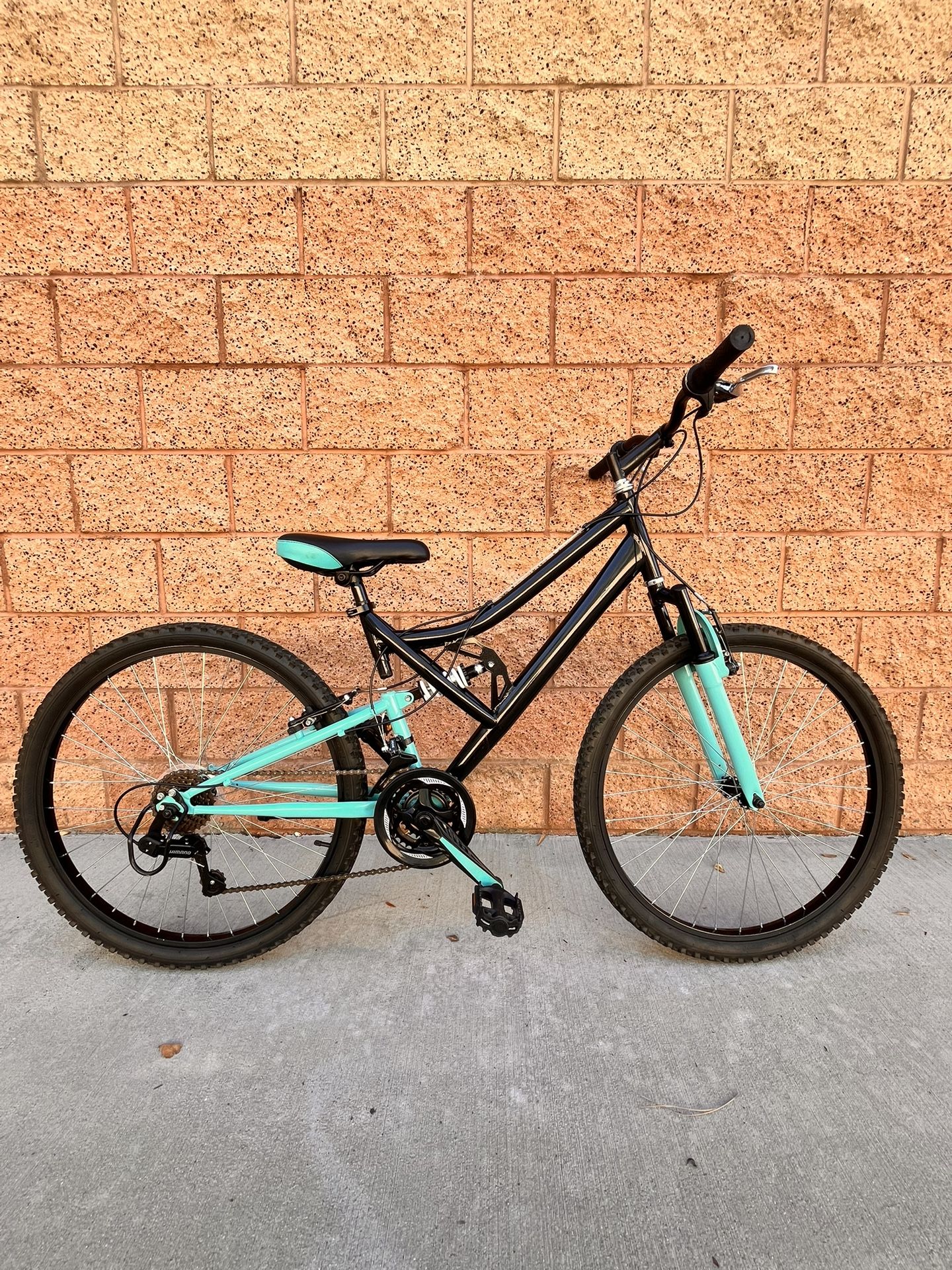 Mountain bicycle , Responsive & Excellent