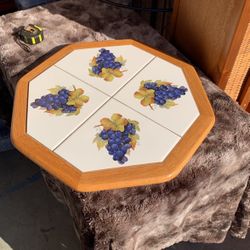 Lazy Susan tiled wine grape theme