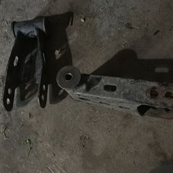 2 Inch Drop Shackle Kit Chevy Dodge Pick Up