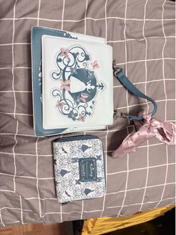 Cinderella loungefly cross body bag and wallet