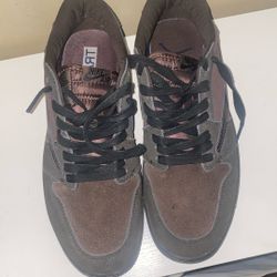Travis Scott Jordans 1