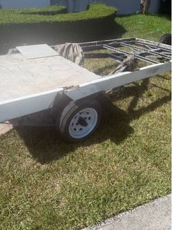 Free tráiler