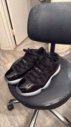 Air JORDAN 11 RETRO LOW 8.5