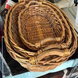 Baskets 