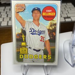 Cody Bellinger Topps Heritage Rookie