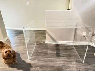 Clear table/desk