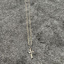 925 Silver Necklace With Silver Cross Pendant 