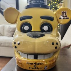 Five Nights at Freddy’s Golden Freddy Animatronic Collector Head Set 11 PCS FNAF