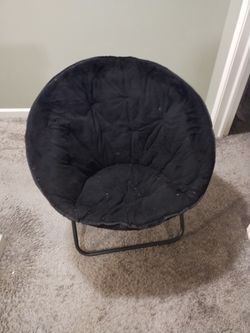 BLACK SAUCER CHAIR