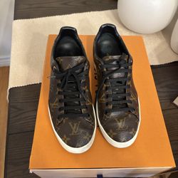 Louis Vuitton Sneakers 