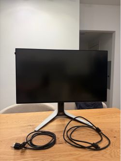 Alienware AW2723DF 1440p 240hz