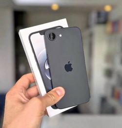 Apple IPhone 16e Unlocked Brand New