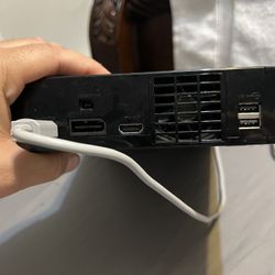 NINTENDO Wii U BLACK Deluxe 32GB WUP-101(02) - CONSOLE & CABLES ONLY