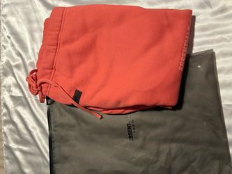 Fear of God Essentials Sweat Shorts Coral- BNWT -