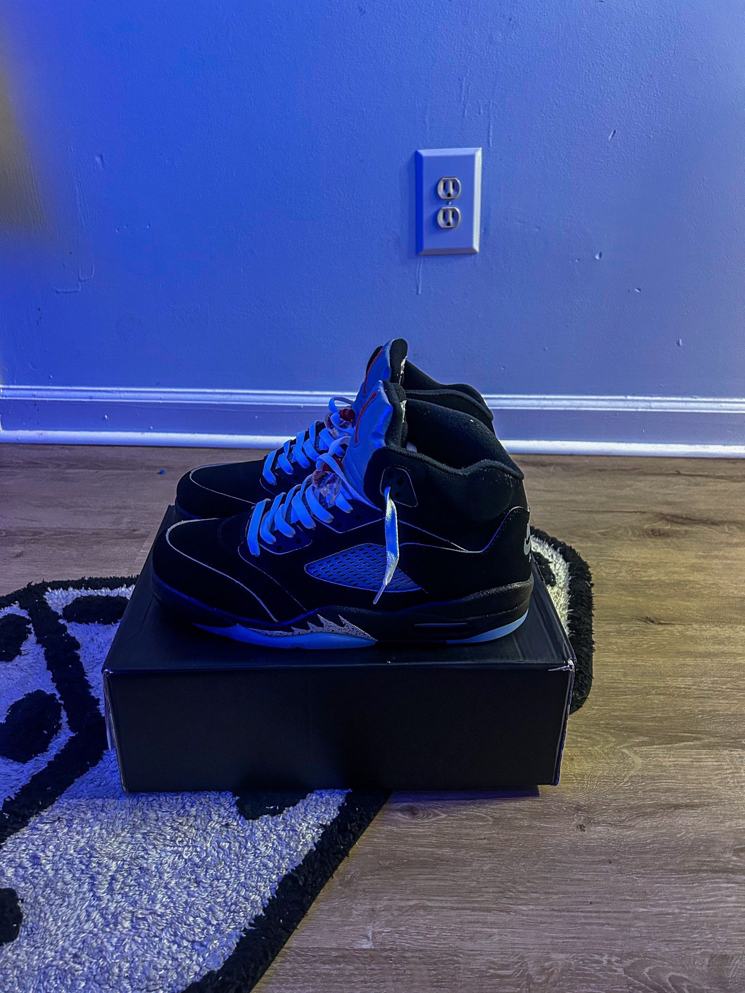 Air Jordan 5 Retro OG ‘Black Metallic Reimagined’