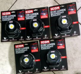 Icon 2100 Lumen Rechargeable Floodlight