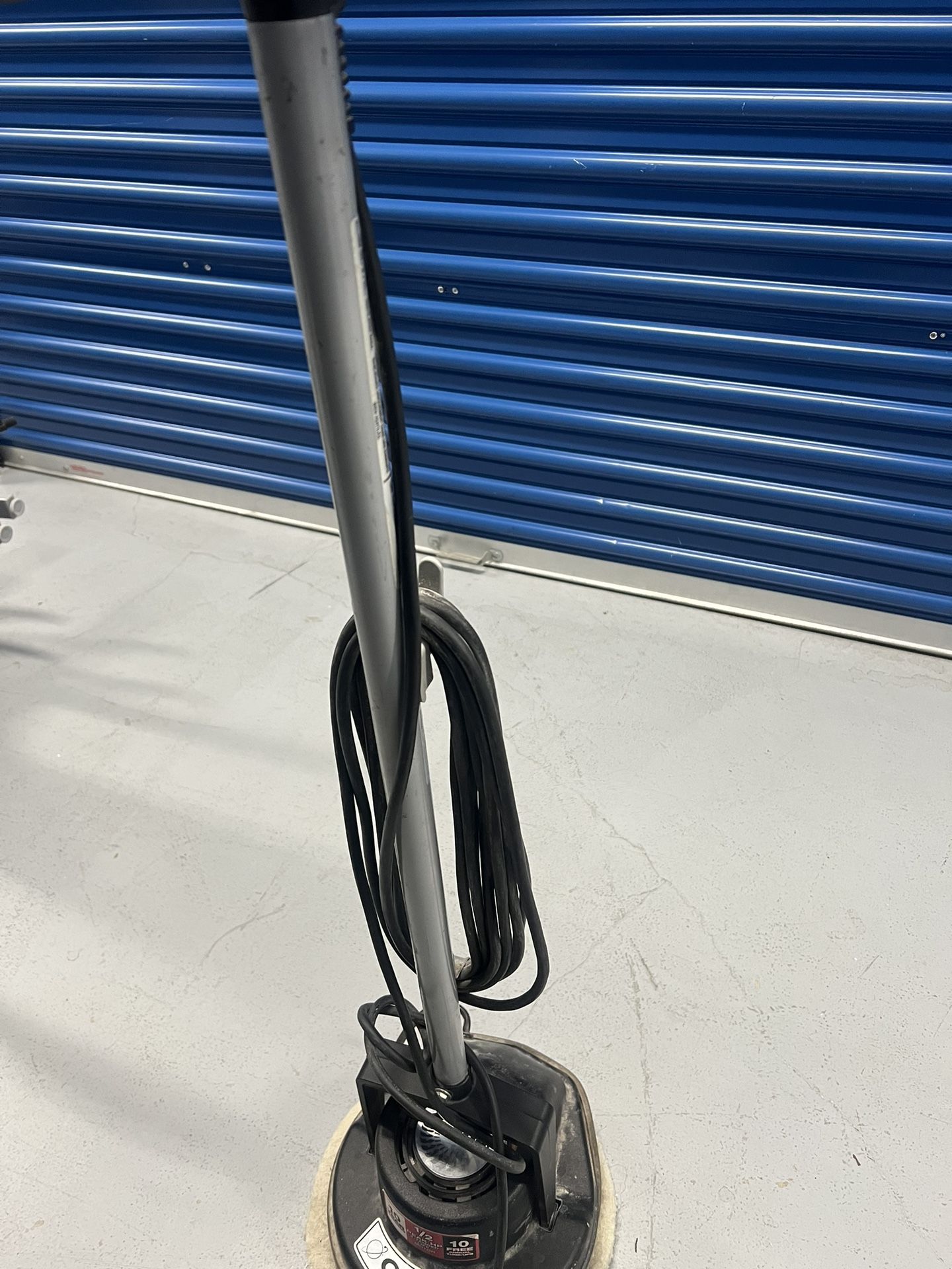 Oreck Orbiter Ultra Floor Cleaning