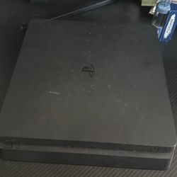 PS4 Black 