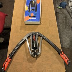 ADJUSTABLE TWISTER ARM EXERCISES 