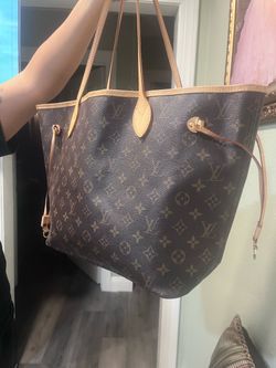 Authentic Louis Vuitton code SD5017