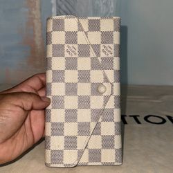 Louis Vuitton Wallet