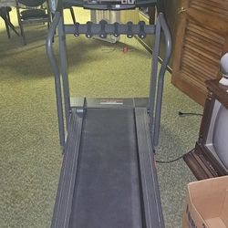 Pro Form 525 E Treadmil