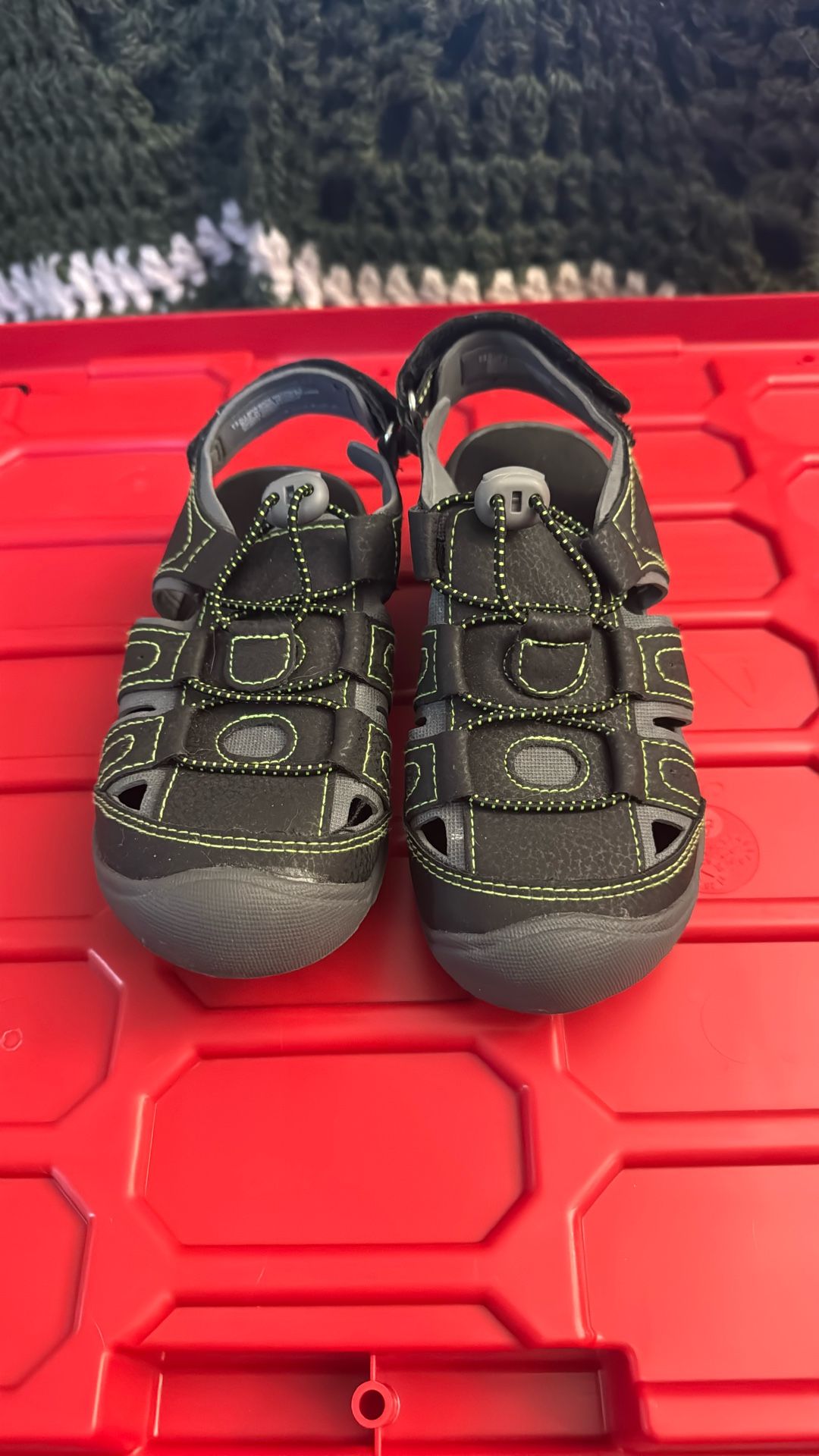 Children’s Place Sandles