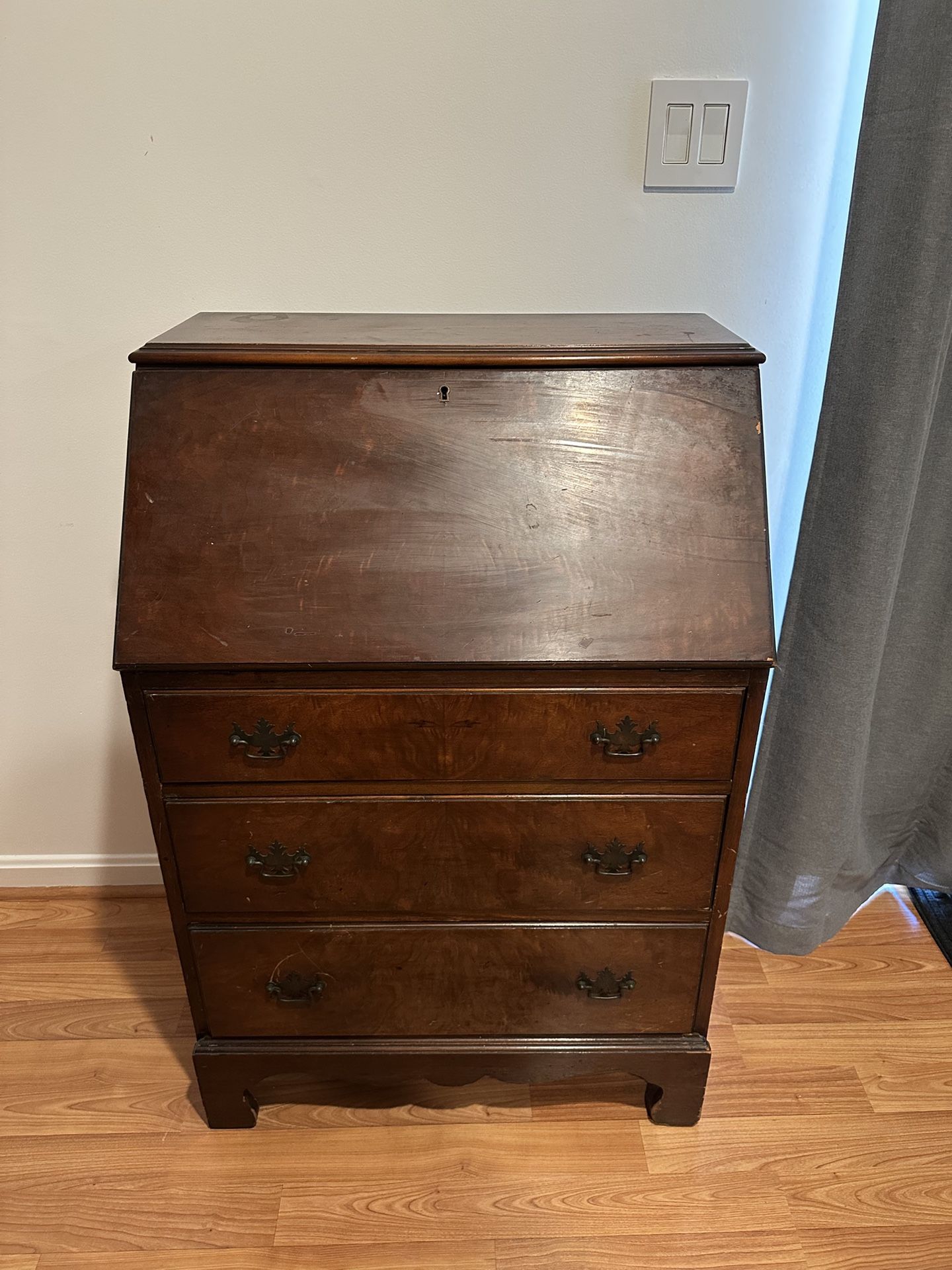 Wooden Bureau/Desk