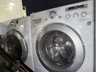 Lg Washer and Dryer Set Gas