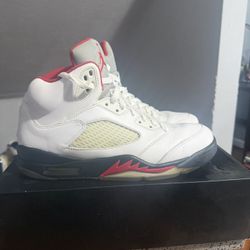Fire Red 5 (2013) Size 10 USED