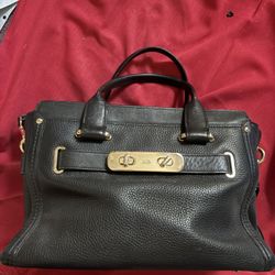 Black Leather COACH Purse / Satchel – Great Condition