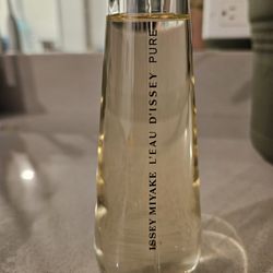 Perfume. issey miyake l'eau d'issey