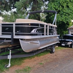 2021 Starcraft Ex22 Pontoon Boat