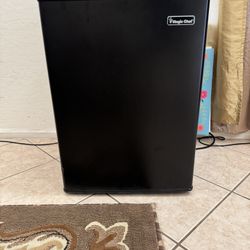 Black Magic Chef Mini Fridge 