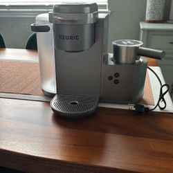 Keurig Machine With Milk Frother/Steamer