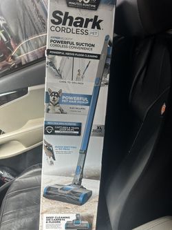 Shark cordless Vacuum 