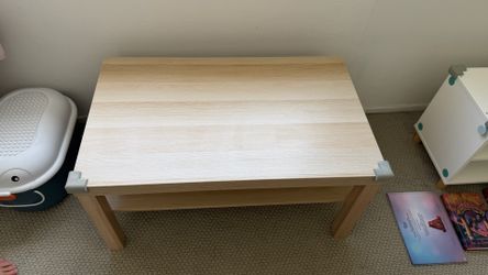Coffee/TV table