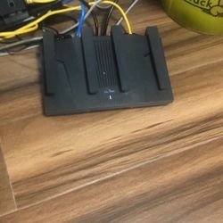Black cool router