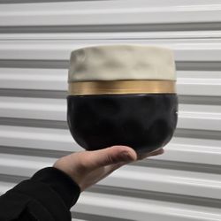 ZONESUM Ceramic Plant Pot, Flower Planter Pots, Drainage Hole and Saucer, Sturdy for Outdoor Indoor Use, Royal Design with Golden Strap for Home Garde