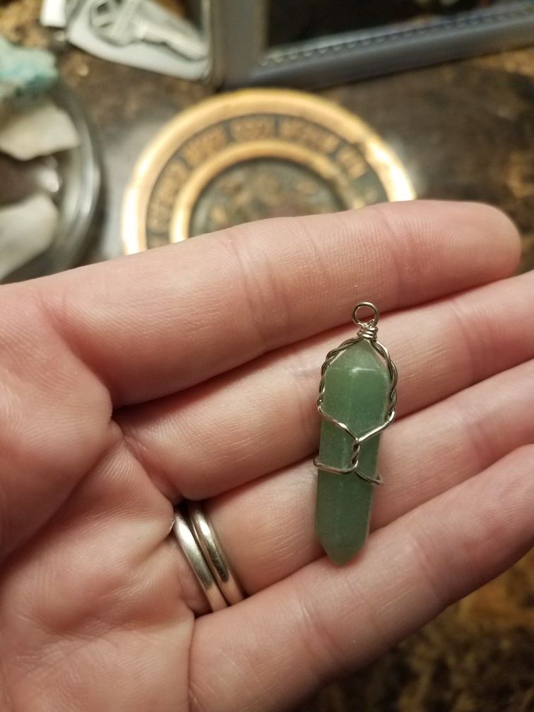 Green adventurine pendant