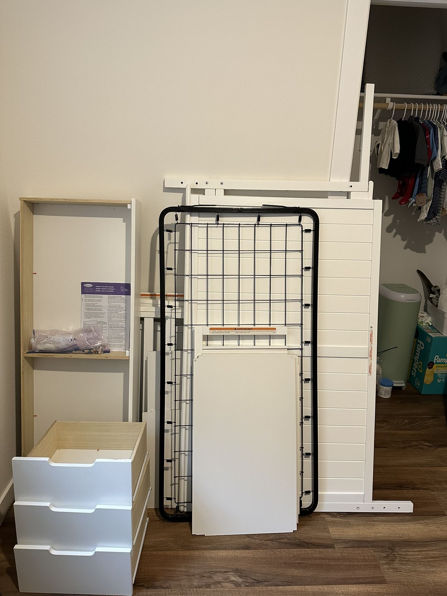 Graco Hadley 5 In 1 Convertible Crib